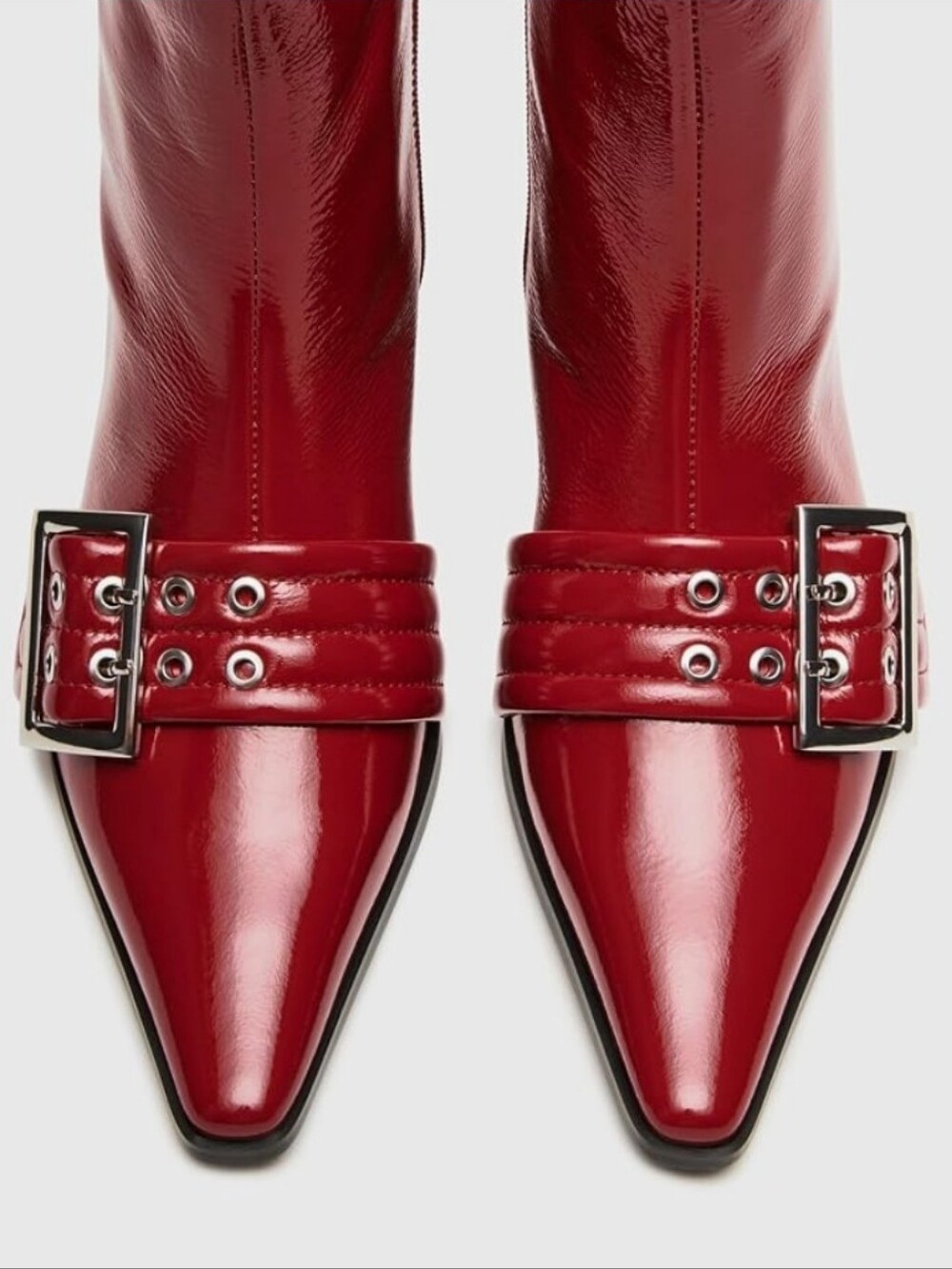 NWOT Vaslemuse Cherry Red Grommet Buckle Kitten Heels - 8.5 - Picture 3 of 14